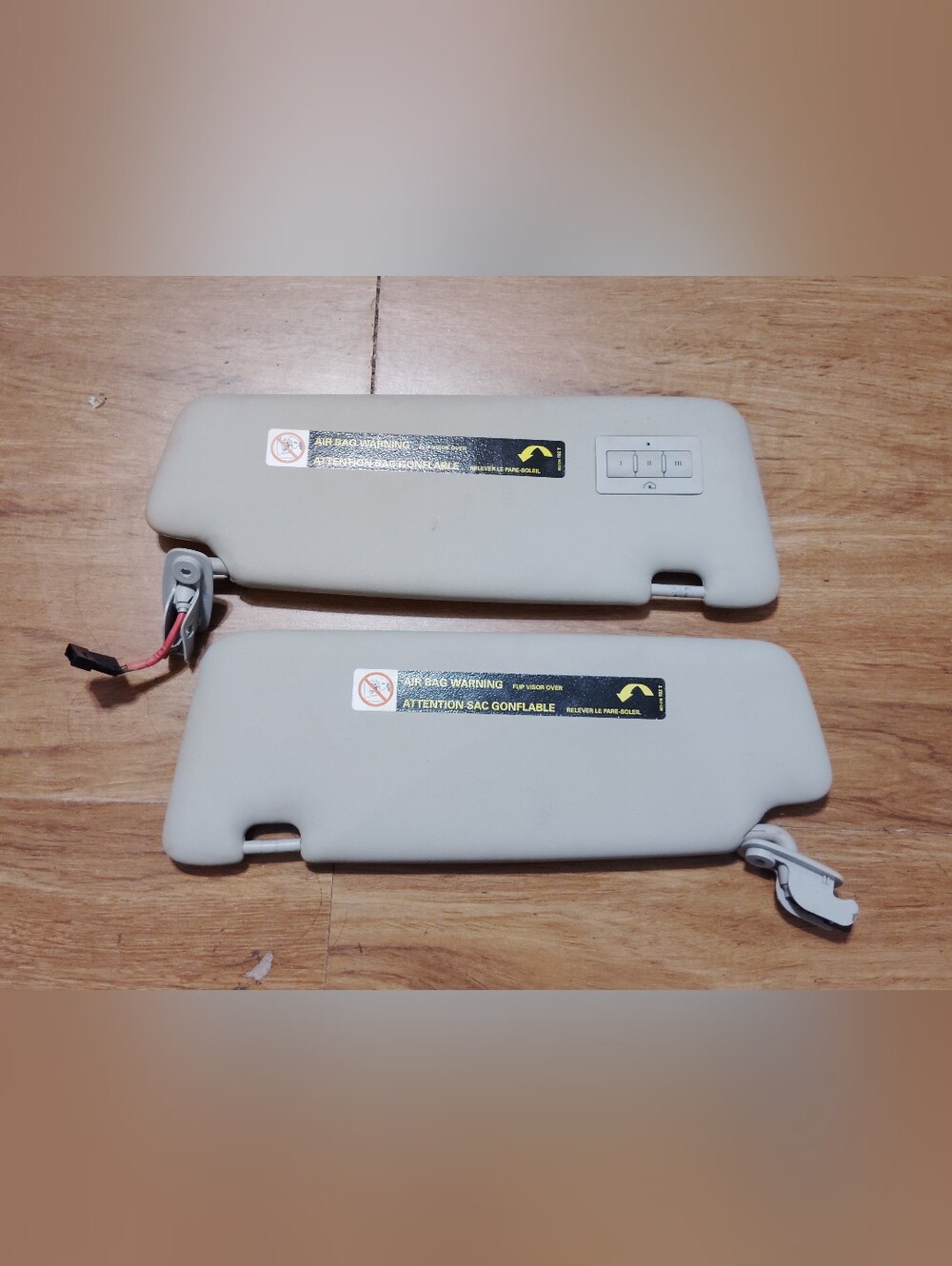2005-2008 audi a4 Sun Visor Pair Set Gray Leather With Garage Door Opener OEM